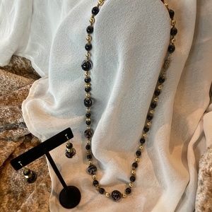 ITALIAN MURANO GLASS NECKLACE with MATCHING DANGLING EARRINGS